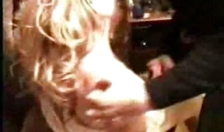 Voihkivat suomalaista seksivideoita olemassa olevat naiset, ja sormeni oli mukana