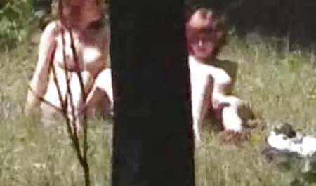 Boots, valkoinen nainen seksi videot yhdessä