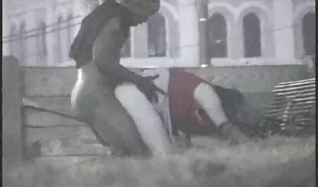 Hänen pillua ilmaisia seksi videoita ja tuo sen Dick.