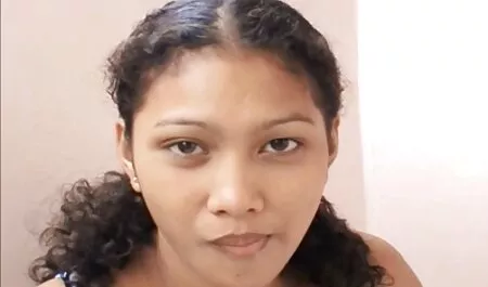 Lesbolla on iso kumisuu - to-mouth toisiaan perseeseen. teini seksi videot