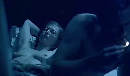 Veli kommentoi siskoaan, suomalaiset seksivideot joka tapaili tyhmää miestä