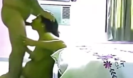Venäläisryhmä vahtii sorsaa miehen ja ilmaisia seksi videoita kolmen pojan kanssa