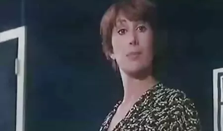 Venäläinen Huora ajaa katsella ilmaisia seksi videoita leluja anaali.