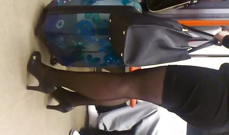 Pojat, ottakaa mustat housut. ylilauta seksi video
