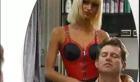 Nauti kauniista, voimakkaista ja vahvoista vanhat naiset seksivideot hiuksista