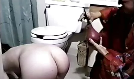 Nuori poikaystävän seksivideoita kanssa tehtaassa