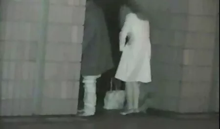 Nuori ajeltu iso parhaat seksi videot saalis