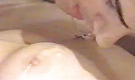 Itsetyydytys ja seksivideoita ilmaisia kieli