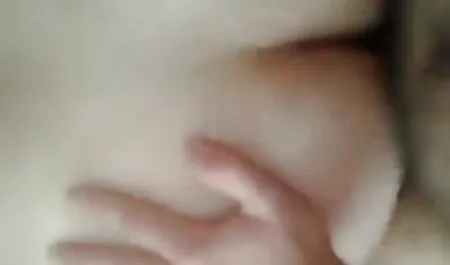 Beats omat seksivideot of anal palaa tyttöjen kanssa kameran.