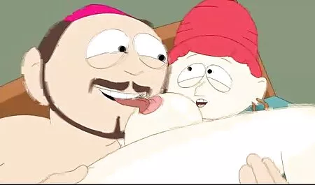 Tyttö romanttiset seksivideot ja valokuvaaja syövät munaa.